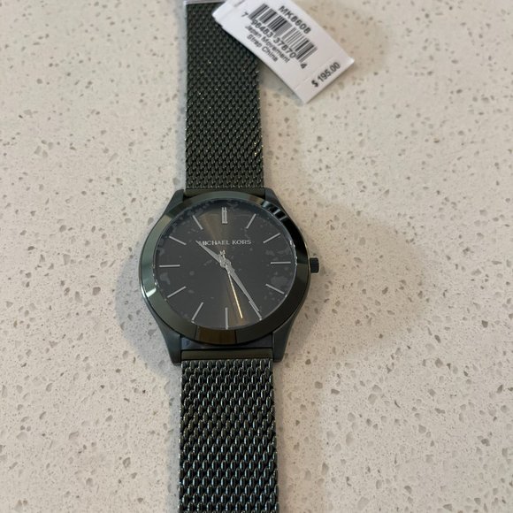 MK8608 Runway Grey/Steel Watch - Dark green/olive - Picture 1 of 4